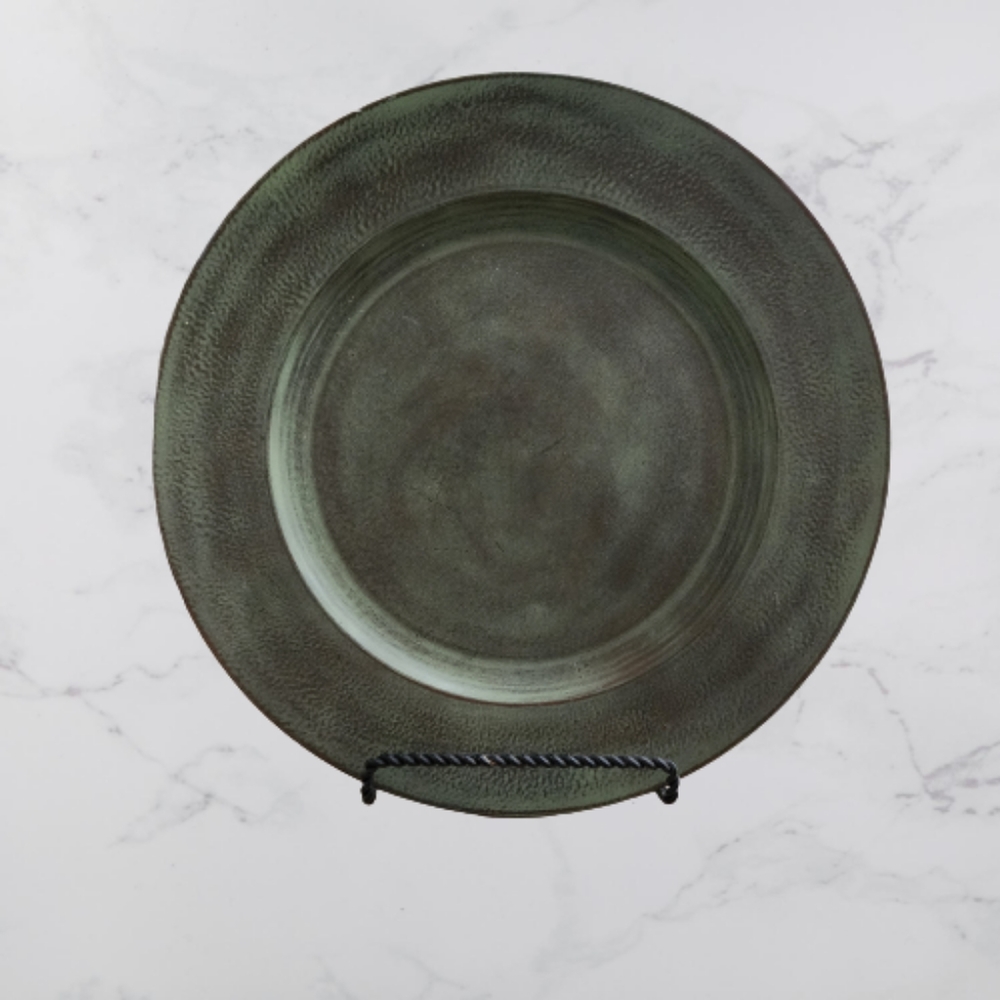 DECORATIVE Plate No Brand Boho Chic Used Good stand not included